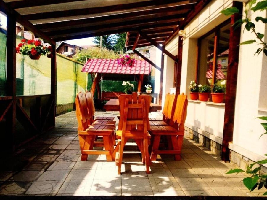Vila Bianca Buşteni Extérieur photo
